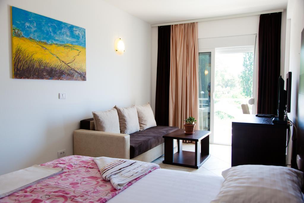 Apartments Art Ulcinj Zimmer foto
