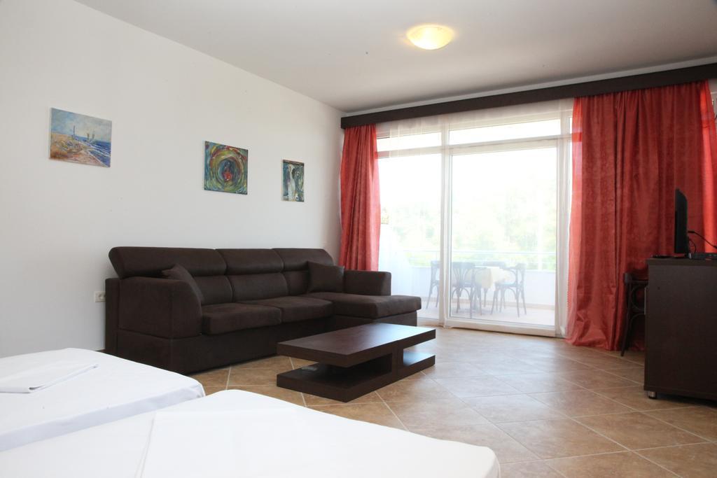 Apartments Art Ulcinj Zimmer foto