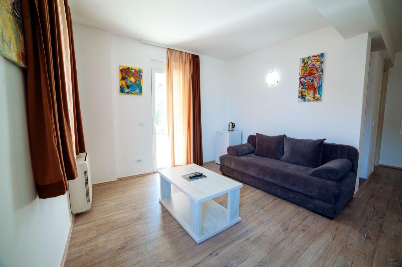 Apartments Art Ulcinj Exterior foto